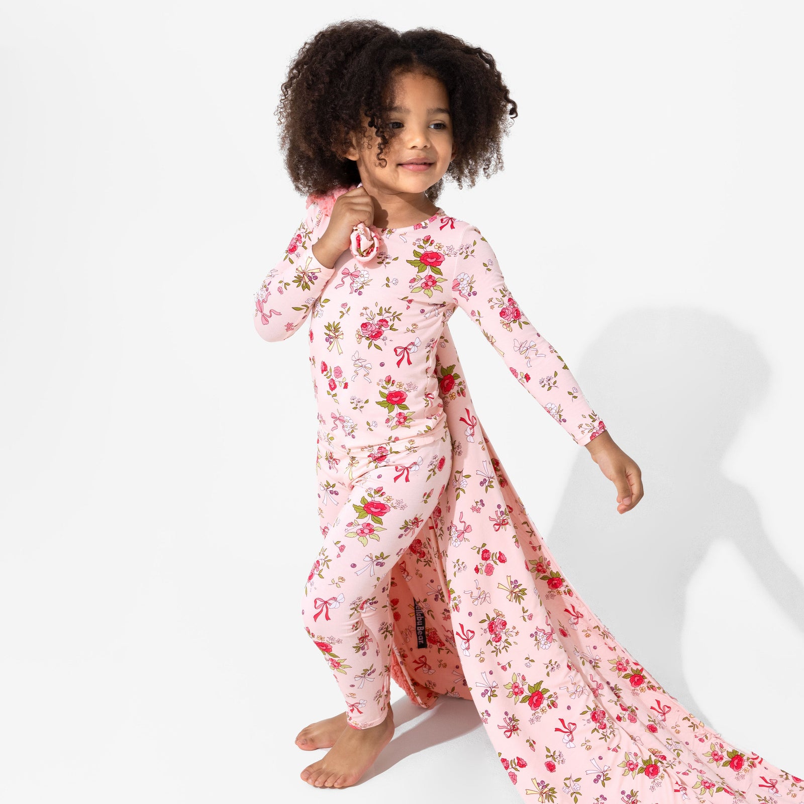 بيجامات أطفال من الخيزران مزينة بأقواس وأزهار