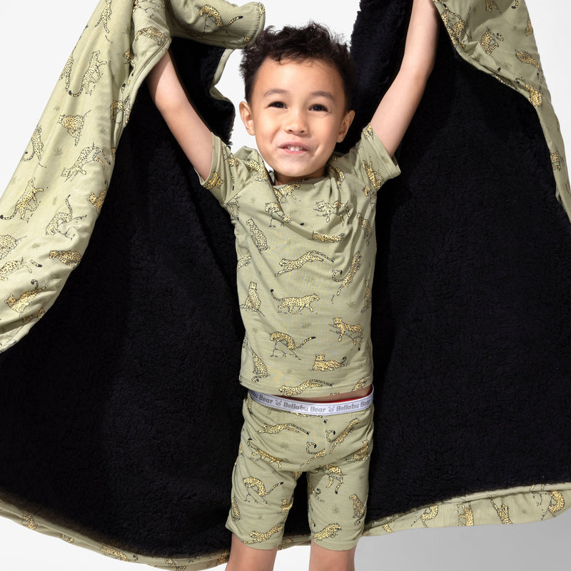 بطانية شيربا من الخيزران بنقشة جلد النمر من سيج آند سبوتس