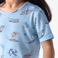 طقم بيجاما قصير للأطفال من الخيزران بتصميم مدرسة القرش